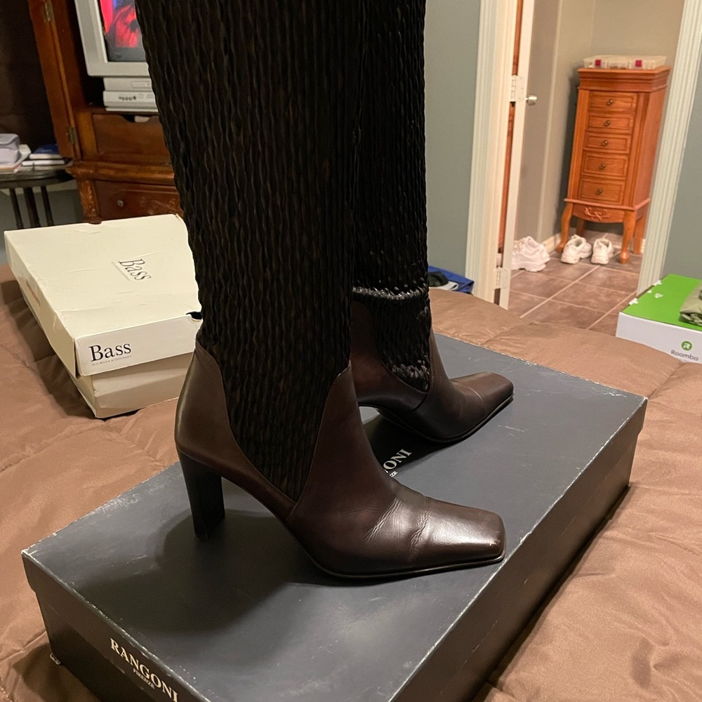 Brown boots